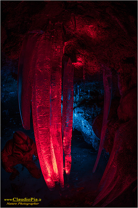 etna, volcano, vulcano, lava, tube, cave, fire, eruption, speleology, speleologist,